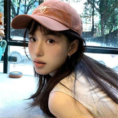 被流浪猫捡到的男人